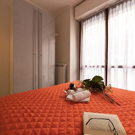 Modern Lakefront 2-Bedroom Apartment Acquaseria Dış mekan fotoğraf