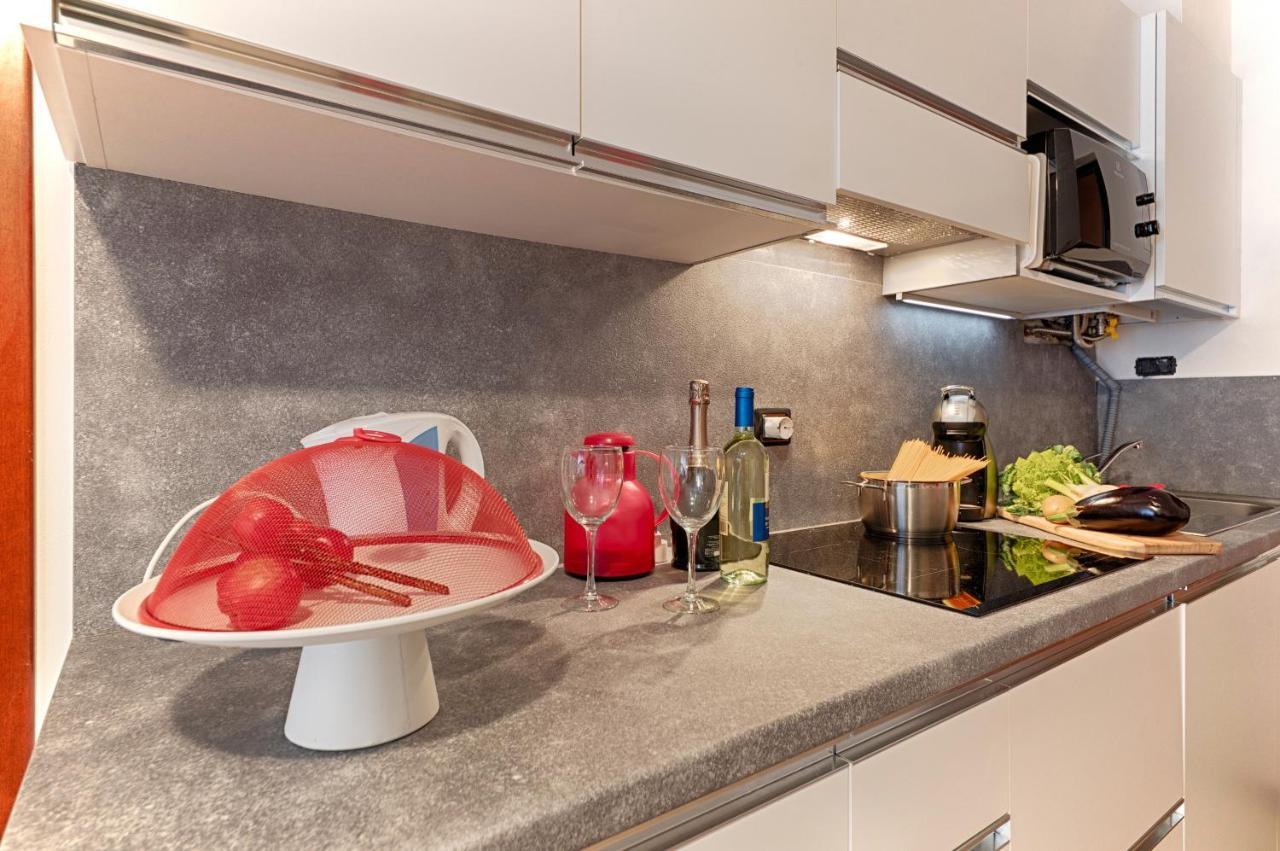 Modern Lakefront 2-Bedroom Apartment Acquaseria Dış mekan fotoğraf