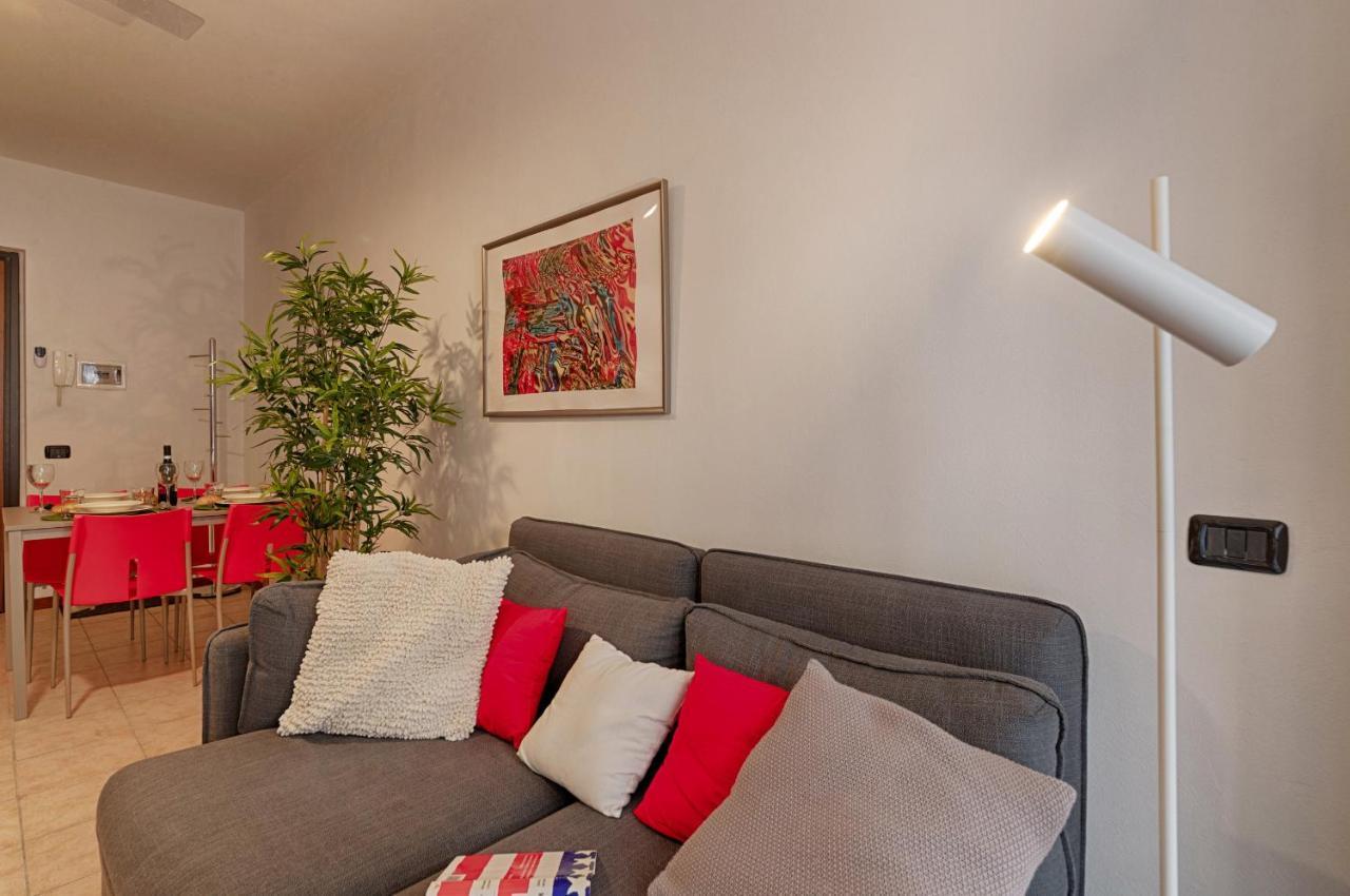 Modern Lakefront 2-Bedroom Apartment Acquaseria Dış mekan fotoğraf