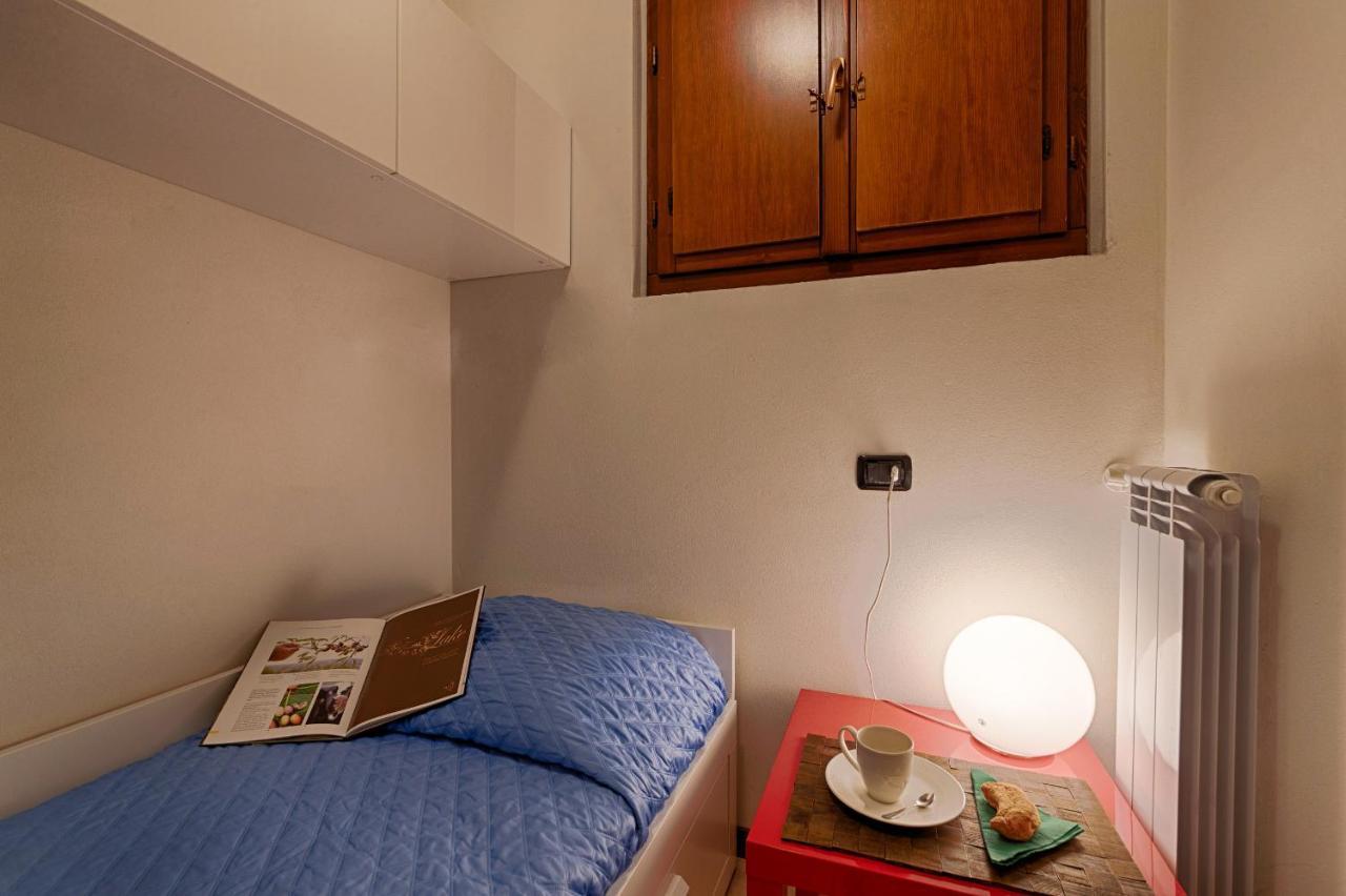 Modern Lakefront 2-Bedroom Apartment Acquaseria Dış mekan fotoğraf